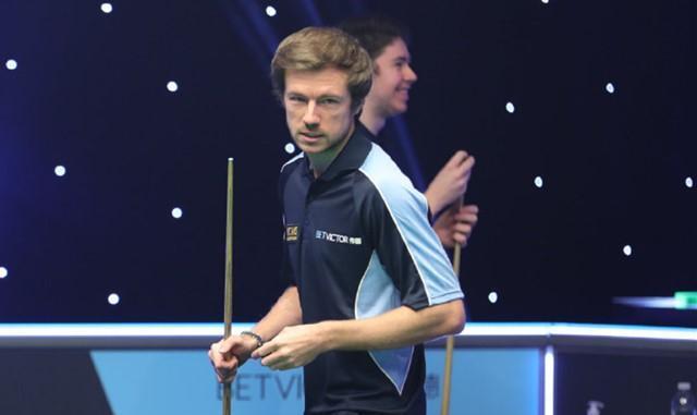 擅打硬仗！曼联对阵上半区球队豪取15分，位列英超球队之首