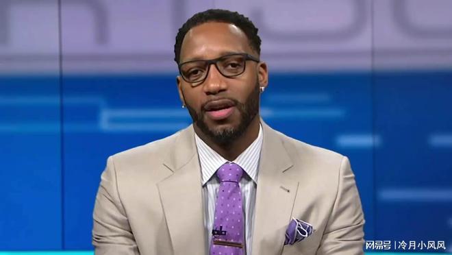 都体：佛罗伦萨球迷说DV9是“吉普赛人”，俱乐部被罚款2万欧