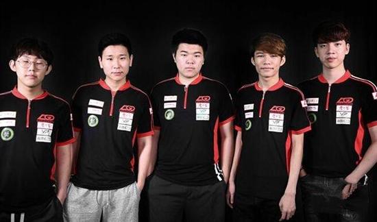 佐夫谈意大利失利：意甲就这样，节奏慢、裁判什么情况都吹哨