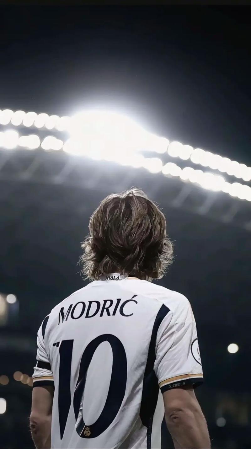 利物浦官宣：萨拉赫续约至2027年