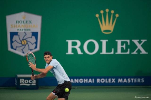 全市场报道哈列巴什维利：模板罗伯逊，皇萨与利物浦在关注他